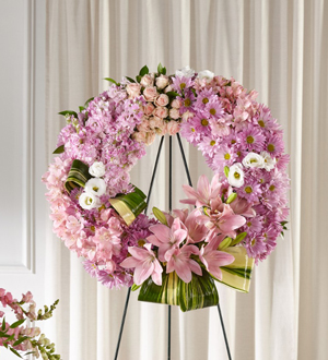 Wreath: Gift of Warmth Wreath