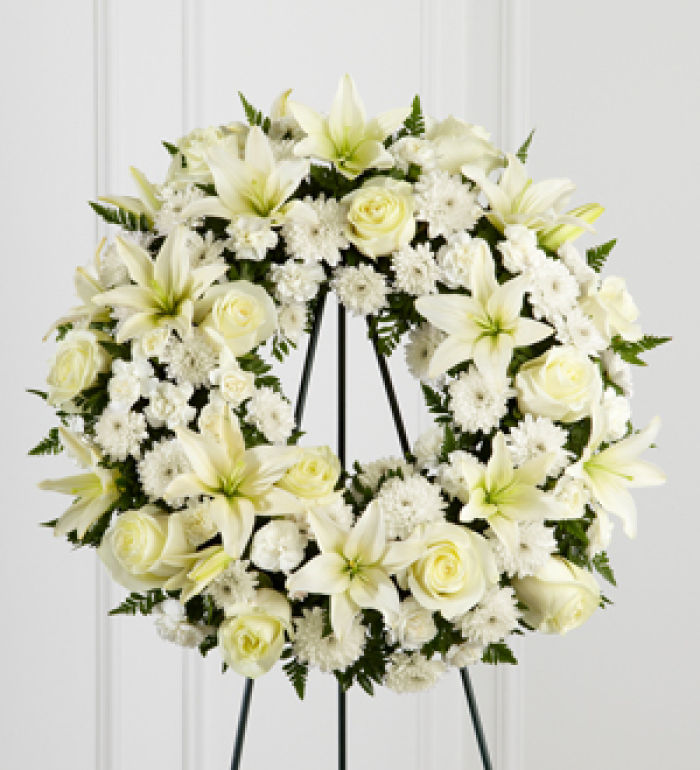 Wreath: Treasured Tribute