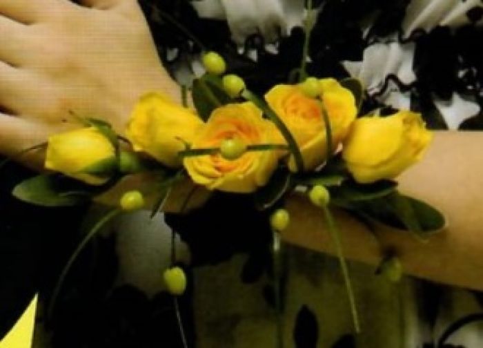 Corsage 23