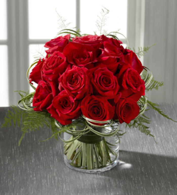 Rose: Red Roses-Abundant Rose in Cylinder Vase