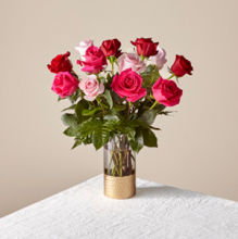 Valentine: FTD Rose Colored Love Bouquet