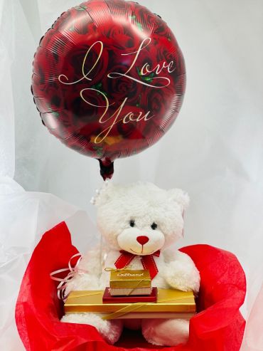 Beary Cute Bundle with balloon & Chocolates