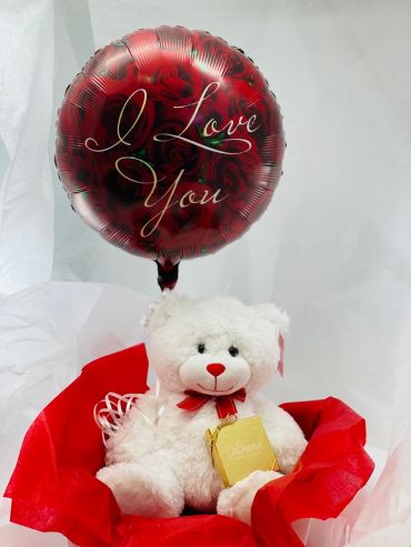 Beary Cute Bundle with balloon