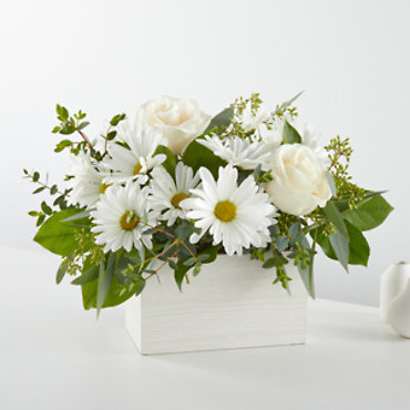 CCH: Fresh Linen Box Bouquet