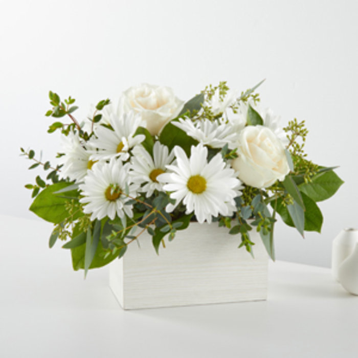 CCH: Fresh Linen Box Bouquet