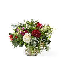 V5757: Cranberry Fizz Bouquet