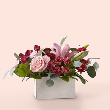 22-L1: Head Over Heels Box Bouquet