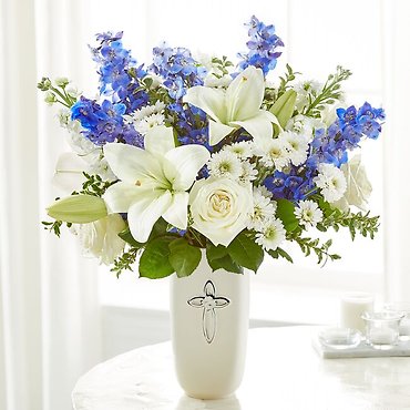 S5712: Heavenly Blossoms Bouquet
