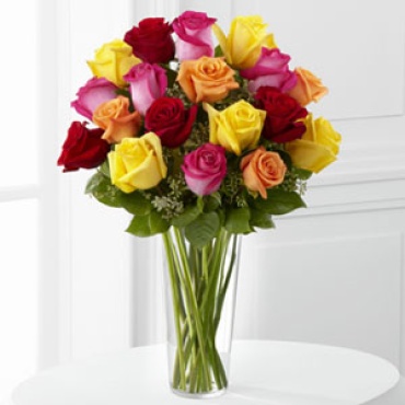 Rose: Bright Roses in vase