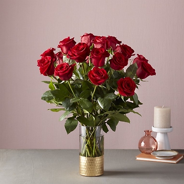 23-V1R: Classic Love Rose Bouquet