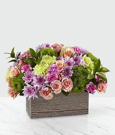 D27: Simple Charm Box Bouquet